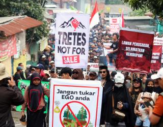 thumbnail Aksi Warga Prigen Tolak Proyek Wisata Terpadu, Hutan Lindung 22,5 Hektare Terancam Deforestasi