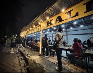 thumbnail Wajah Baru Warung Kopi Masa Kini di Surabaya