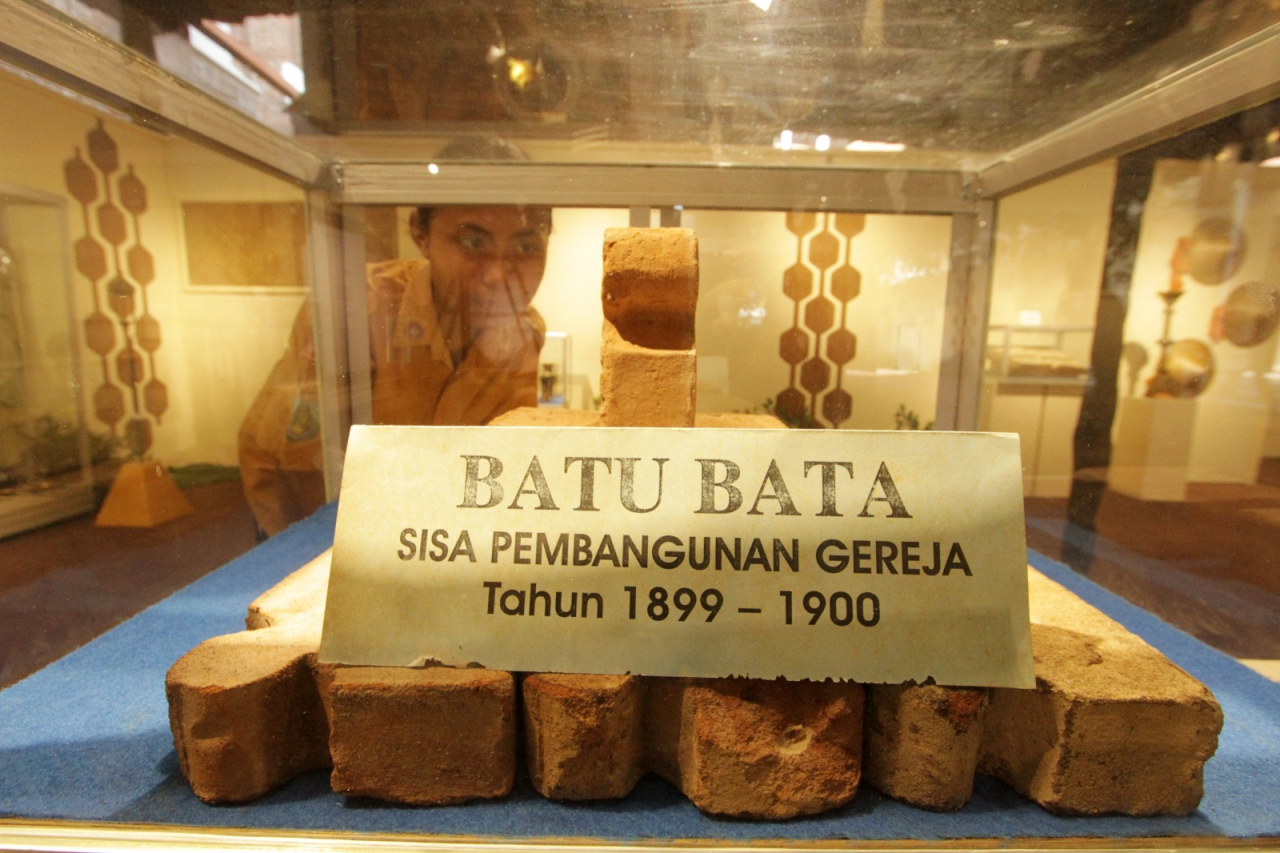 216 Tahun Gereja Kepanjen Surabaya, Pamerkan Benda Liturgi untuk Publik